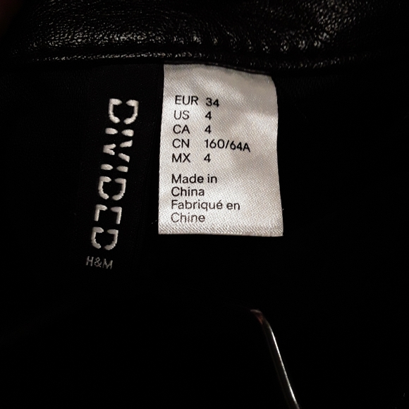 H&M Divided Women's Faux Leather Skirt - Picture 7 of 8